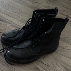 Express Black Men's Chukka-Inspired Lace-Up Boots